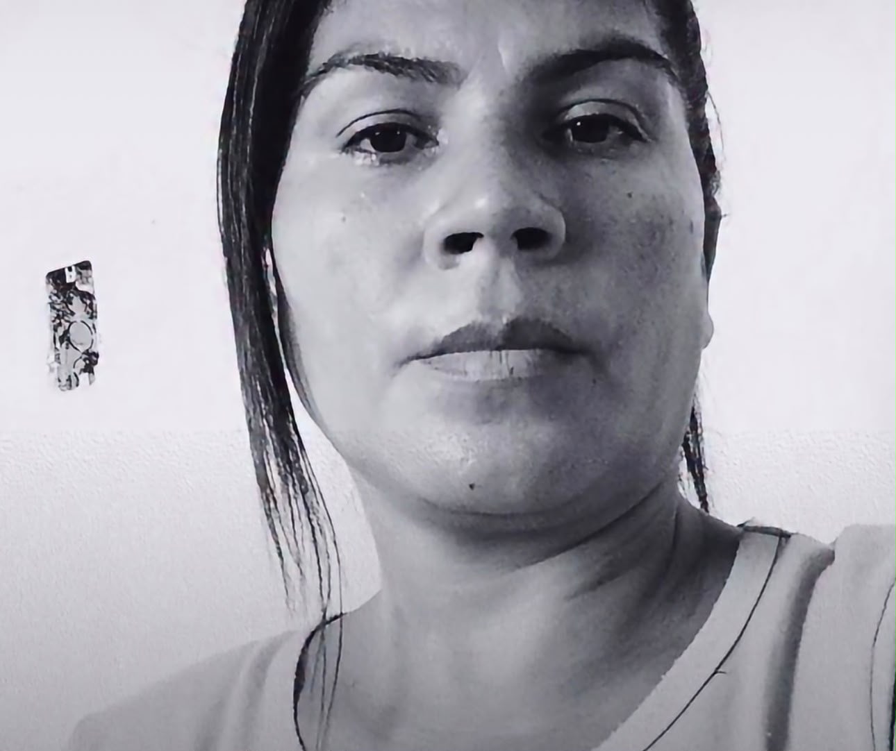 Mulher é vítima de tentativa de feminicídio em Trairi; familiares pedem orações pela recuperação