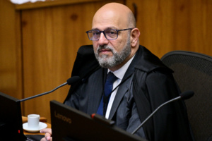 STJ reconhece omissão e anula acórdão com base em tese contraditória da Fazenda