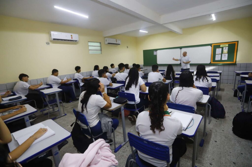 Pedra Branca e Dep. Irapuan Pinheiro tem seis das melhores escolas do Brasil segundo MEC
