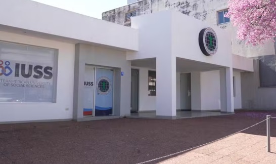 Cursos de pós-graduação no Paraguai deixam centenas de brasileiros sob risco de perder diplomas