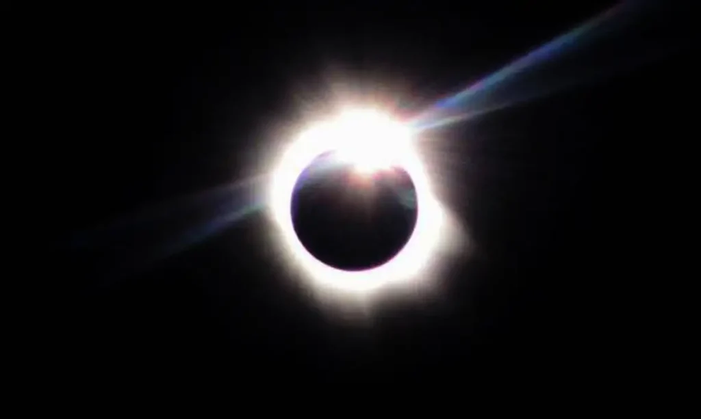 Eclipse vai fazer céu vai ‘escurecer’ nesta quarta-feira (12) para mais de 12 milhões de pessoas