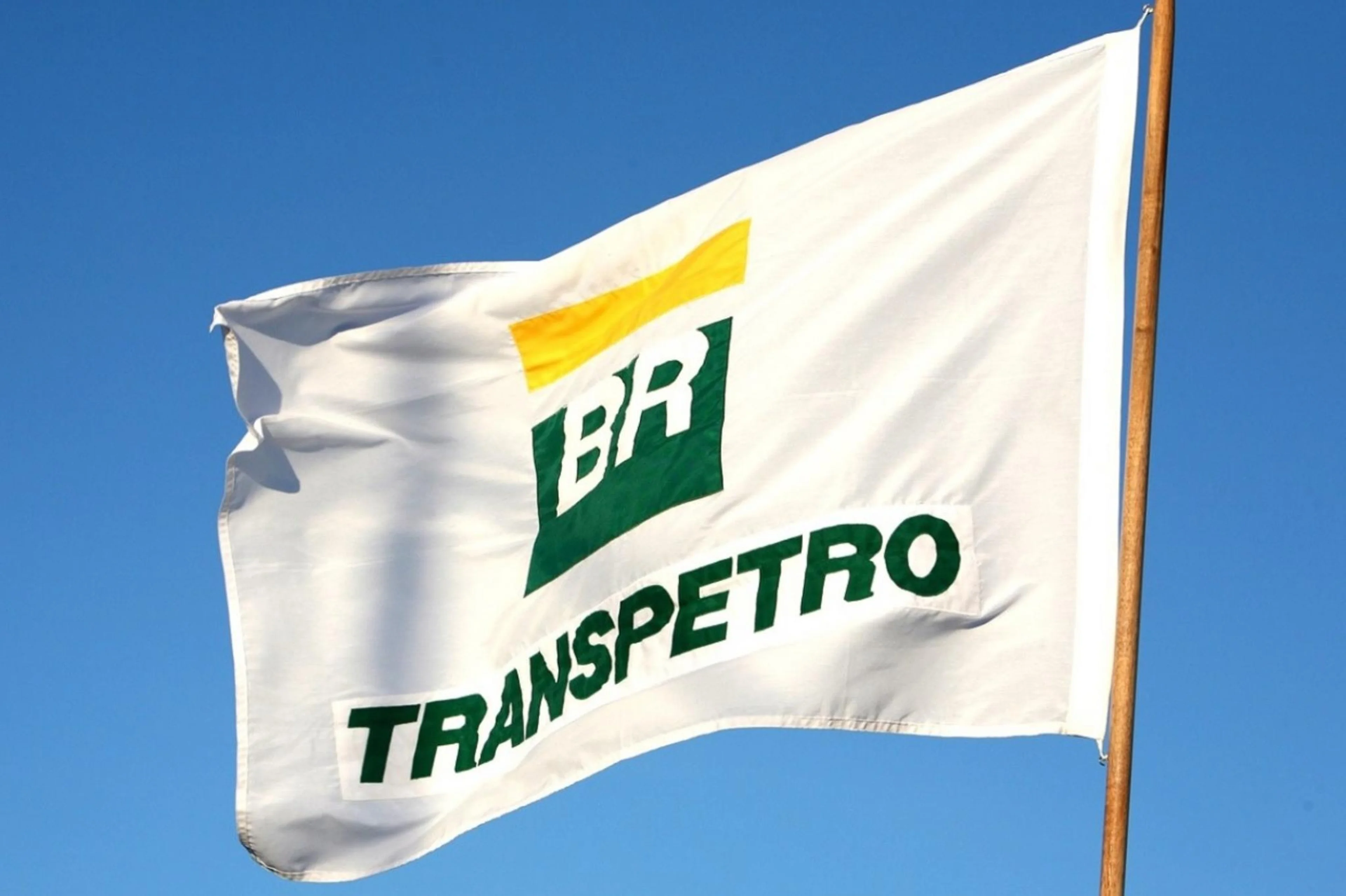 Transpetro abre concurso com 4.171 vagas e salários de até R$ 15 mil; inscrições já estão abertas