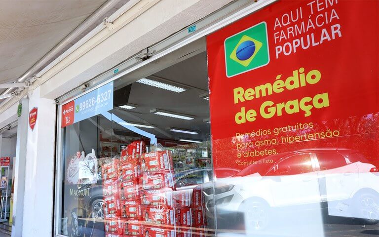 Exames e testes rápidos poderão ser oferecidos nas unidades do Farmácia Popular