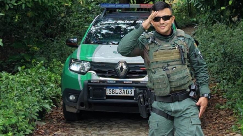 Polícia apreende carro que teria sido utilizado em assassinato de policial carbonizado