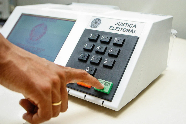 Campanha começa oficialmente neste domingo e leva disputa pelos votos de 6,9 milhões de cearenses às ruas