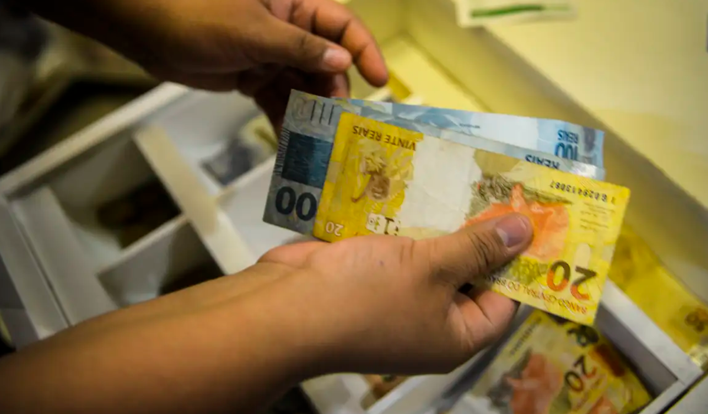 Caixa paga último lote do Abono Salarial nesta segunda; Ceará tem mais de 1 milhão de beneficiários