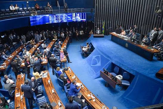 Proposta de novo regime fiscal e revisão de exceções tributárias emerge como pilar do plano de governo