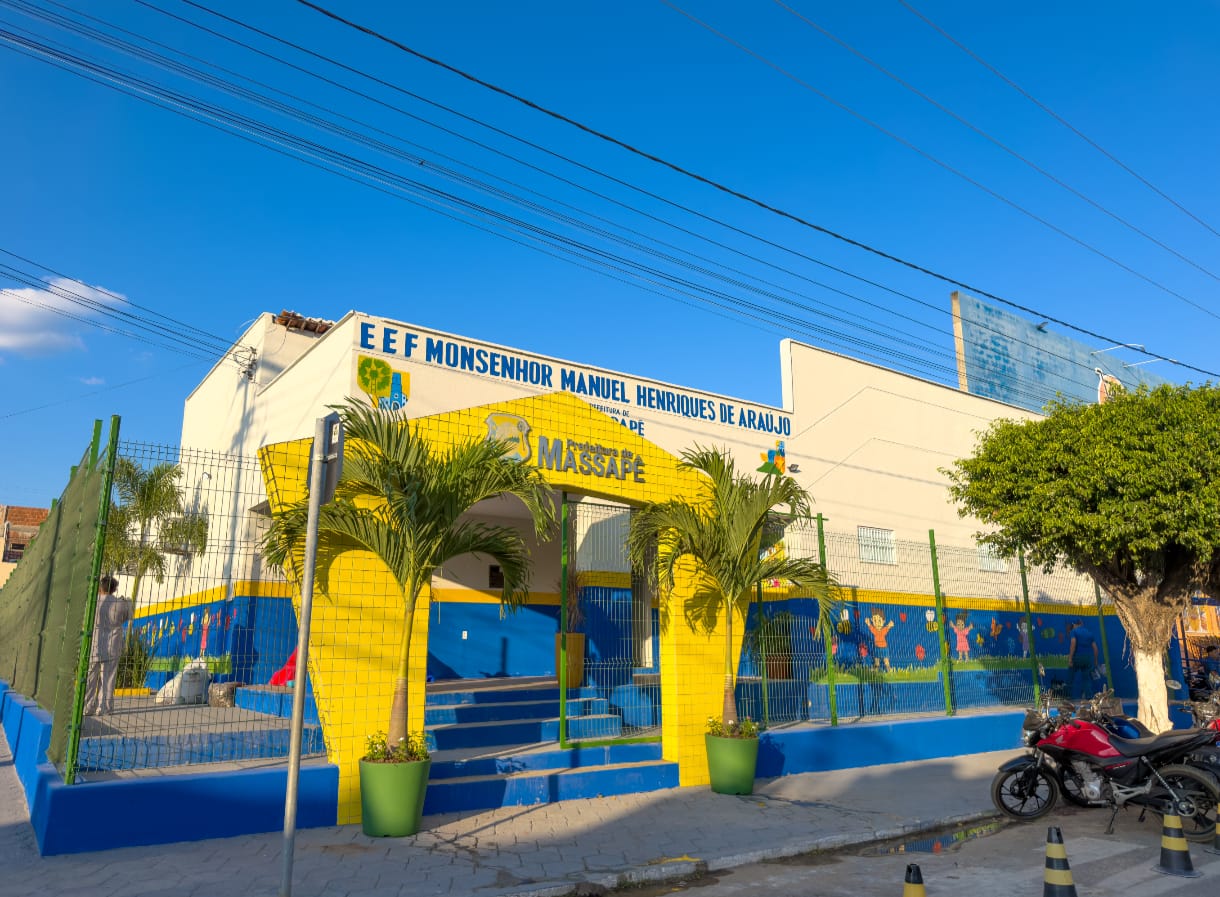 Prefeitura de Massapê entrega escola reformada e destaca avanço na qualidade da educação