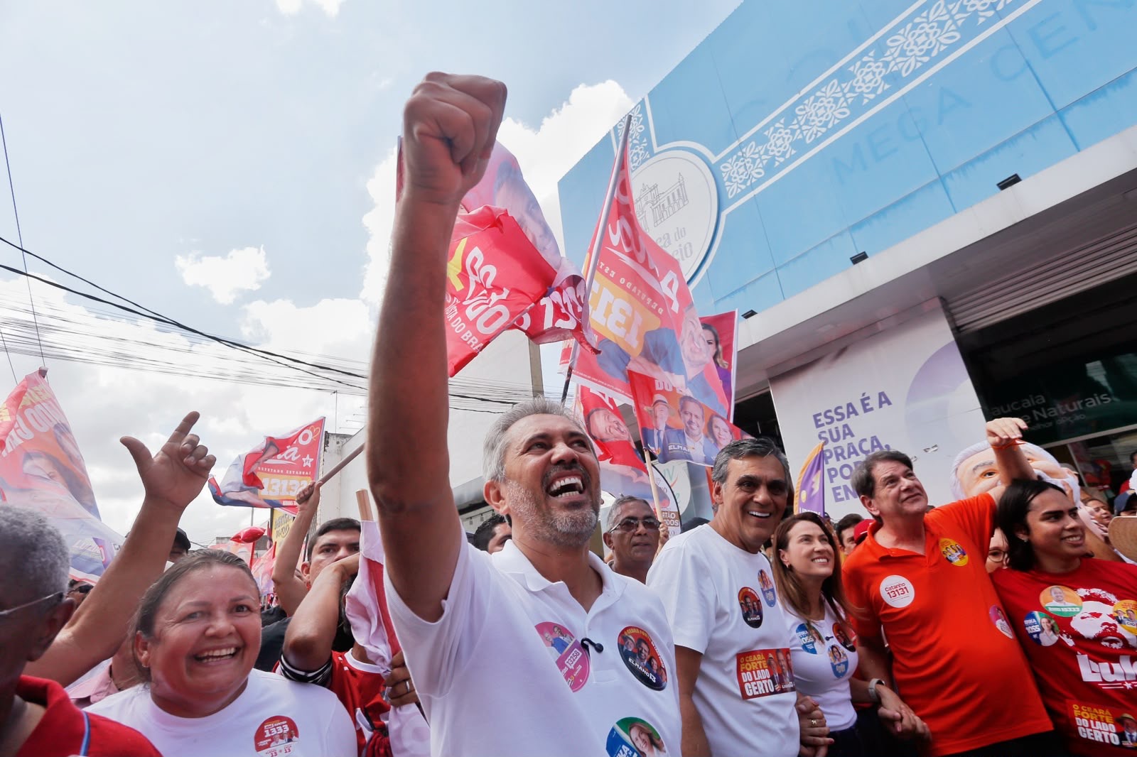 Elmano, Cid, Luizianne e candidatos da coligação “Ceará Forte, do Lado Certo” intensificam campanha neste sábado na Grande Fortaleza