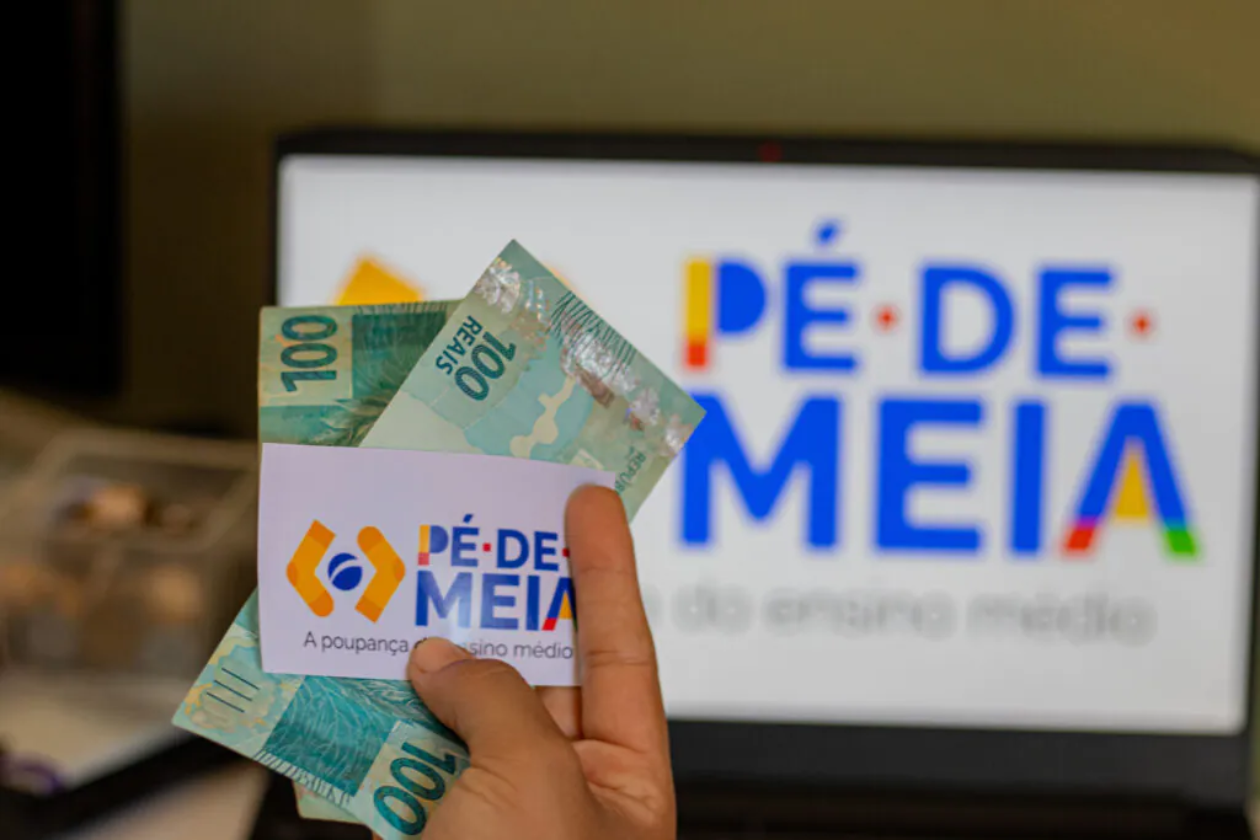 Pé-de-Meia: começa, hoje, pagamento para 3,6 milhões de estudantes da rede pública