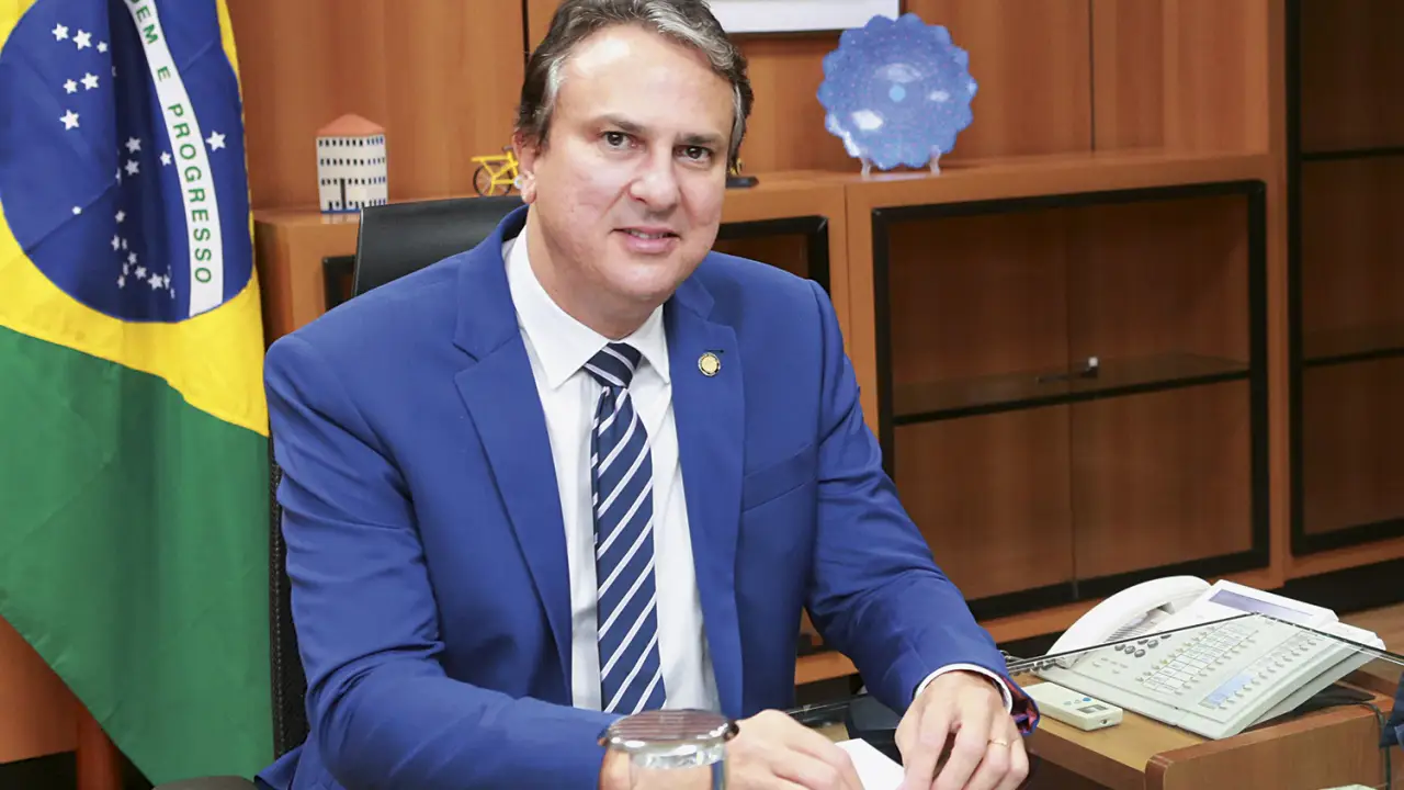 TRE-CE revoga liminar e libera vídeo em que Camilo chama Ciro de “candidato de Flávio Bolsonaro no Ceará”