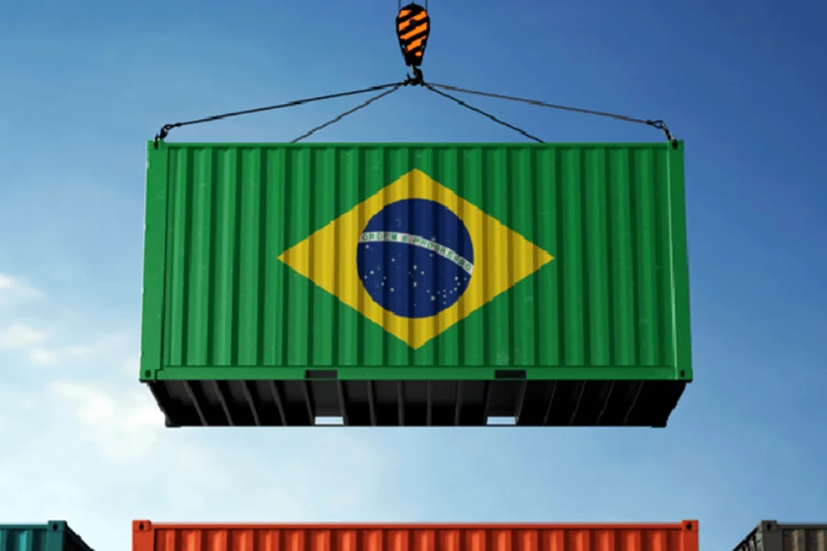 Exportações brasileiras para os EUA caem quase 10% em 2026 em meio às tarifas de Trump