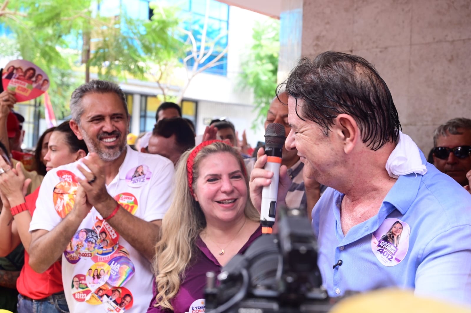 Cid volta a Sobral, berço de sua trajetória política, e, ao lado de Elmano, defende continuidade de projeto que levou o Ceará ao protagonismo nacional