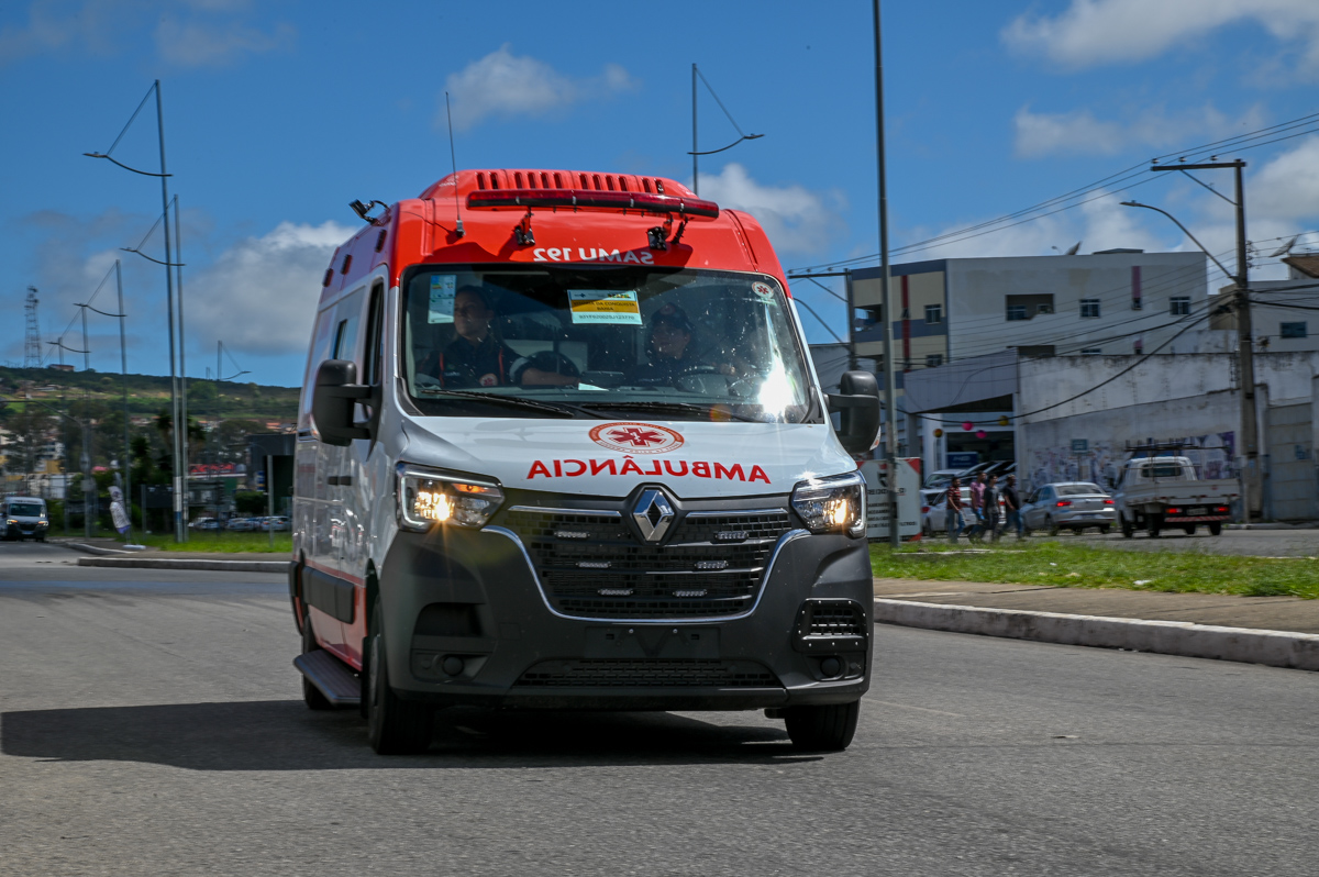 Homem de 55 anos sofre mal súbito e morre enquanto se exercitava em academia de Fortaleza
