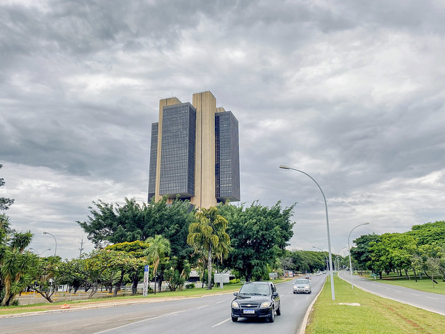 STJ confirma incidência de PIS/Cofins sobre Selic paga em empréstimo compulsório ao Banco Central