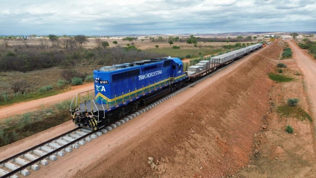 Trecho da Transnordestina entre Quixadá e Quixeramobim está pronto e será inaugurado segunda-feira (21)