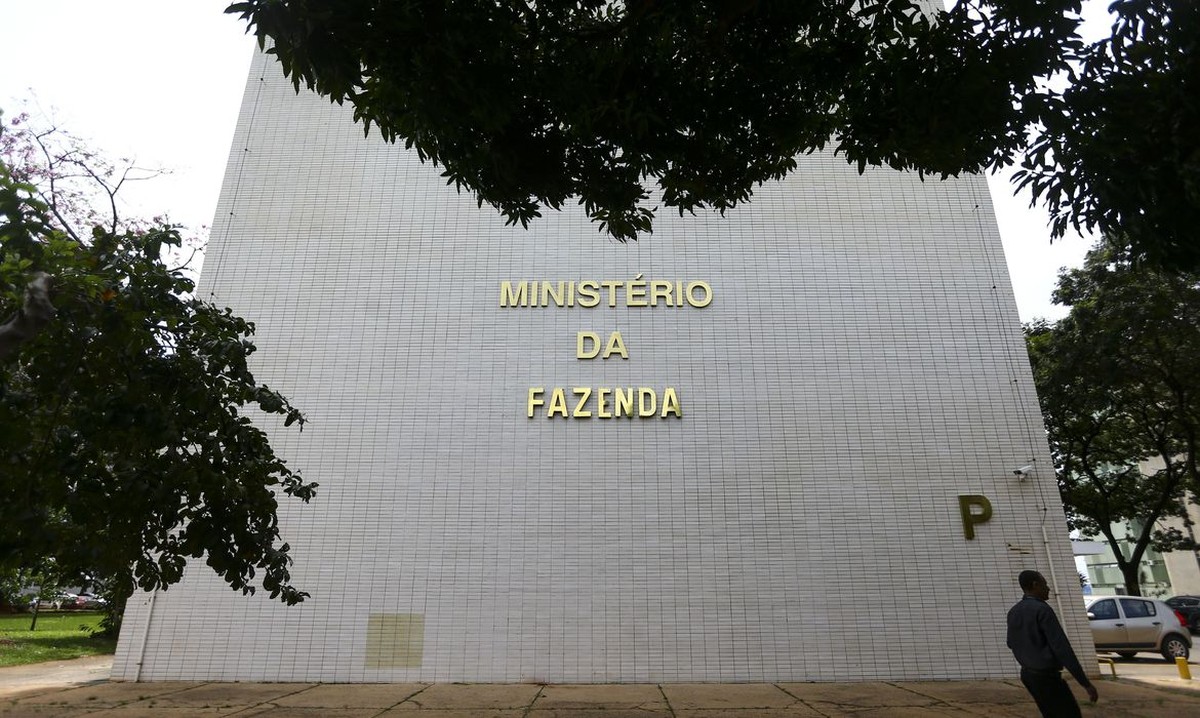 Debate entre porta-vozes econômicos reúne propostas e dúvidas sobre as contas do país