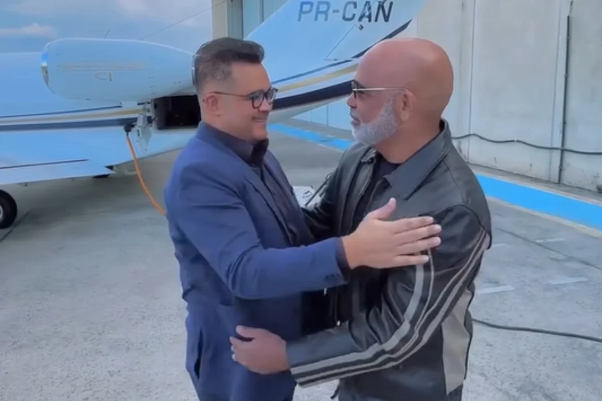 Vídeo mostra Rick e empresário Bruno Avelar antes de embarque em helicóptero desaparecido