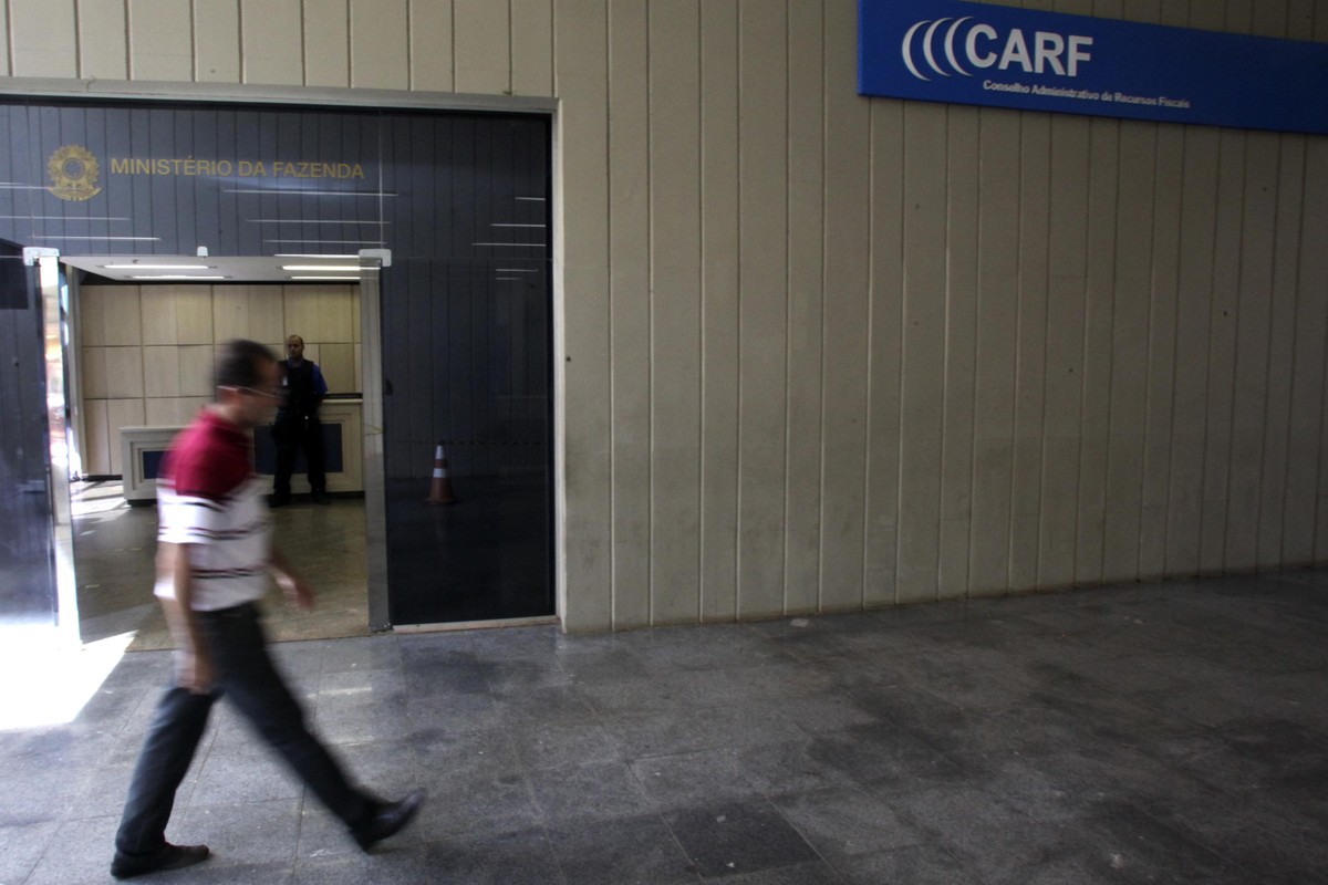 Carf decide sobre dedutibilidade de juros a holdings holandesas e reabre debate sobre substância econômica