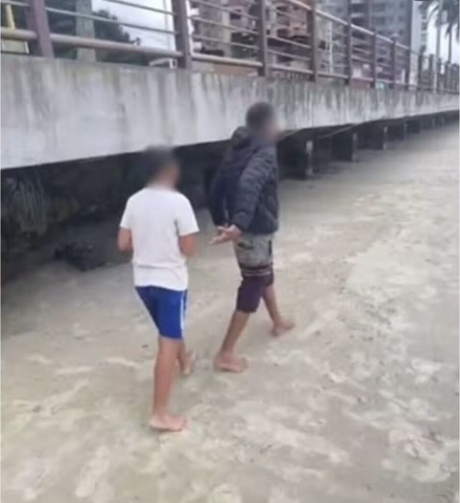 Homem preso por suspeita de abuso contra criança morre após apresentar queimaduras e lesões