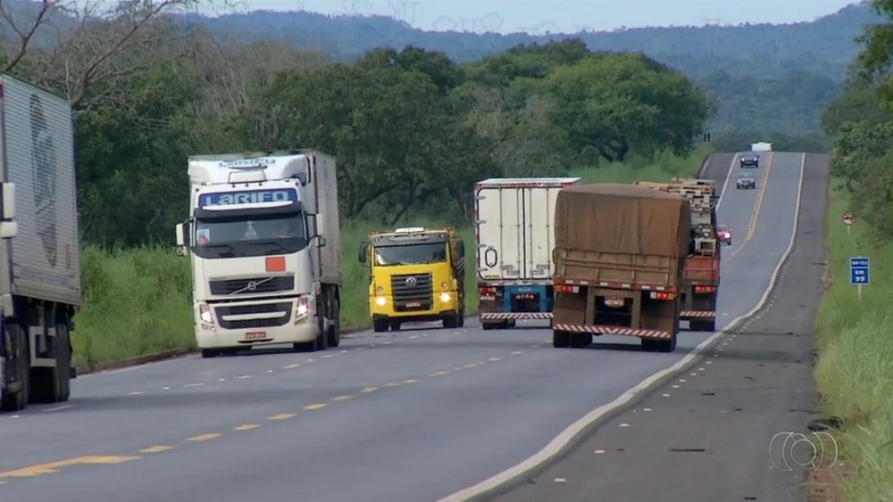 Veículos de carga terão circulação limitada nas rodovias federais do Ceará durante eleições