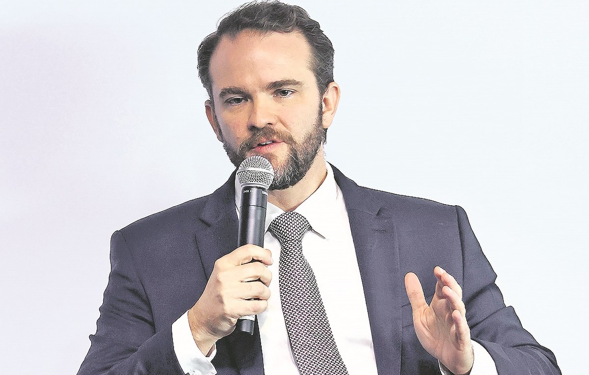 Ministro da Fazenda defende reforma administrativa focalizada no combate a privilégios e supersalários