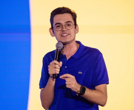 Carmelo Neto, de 25 anos, é o deputado federal mais jovem eleito pelo Ceará em 2026