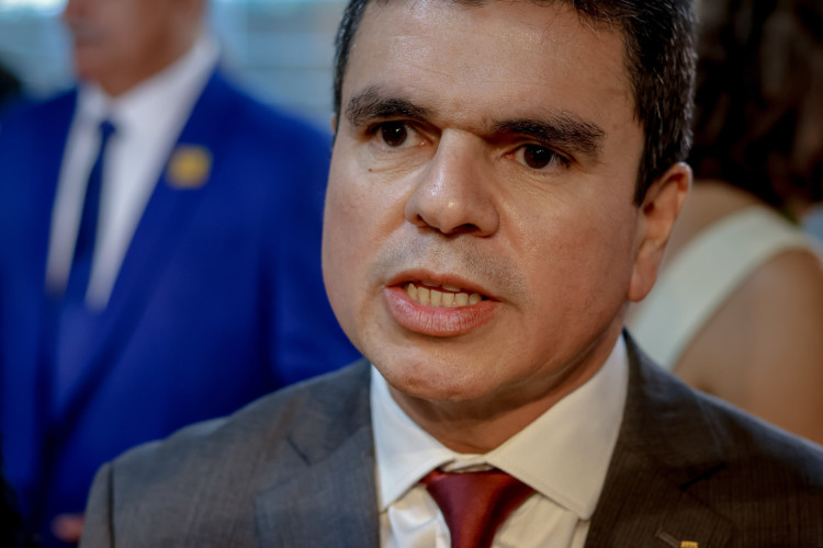 Chagas Vieira critica Ciro por contestar eleição e diz que ex-governador desrespeita decisão dos cearenses