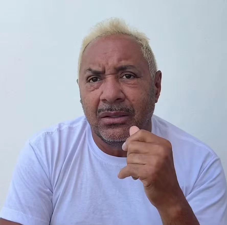 Após derrota no Ceará, Tiririca ironiza resultado, faz gesto associado a dinheiro e diz que política no Estado ‘é muito séria’