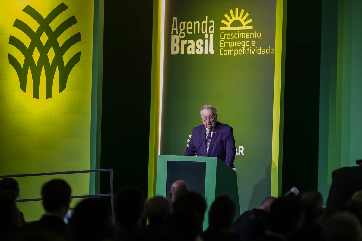 Contas públicas pressionam investimentos enquanto escassez de trabalhadores transforma o campo brasileiro