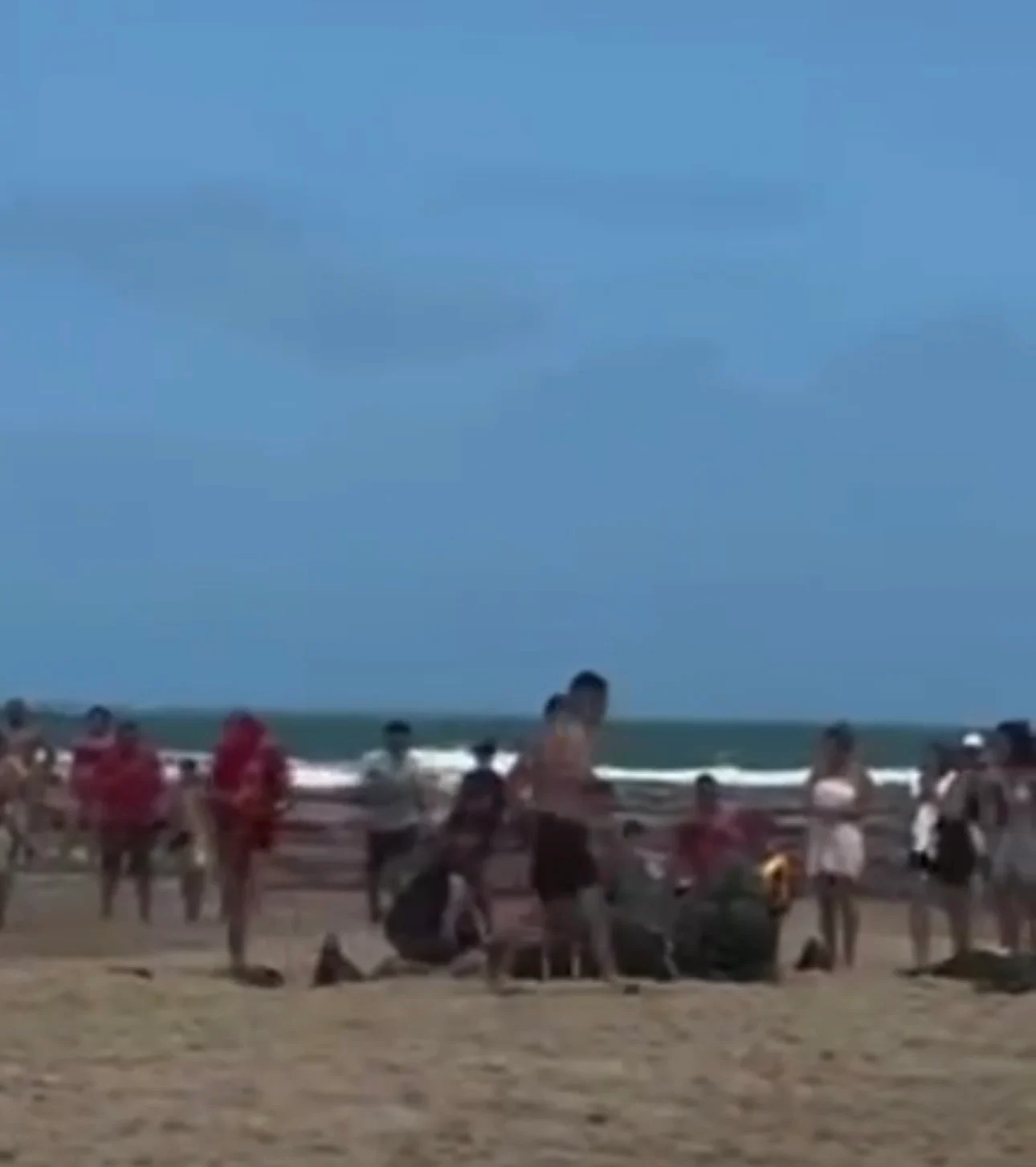 Empresário e agricultor, irmão do deputado Nizo Costa, morre afogado na Praia da Sabiaguaba, em Fortaleza