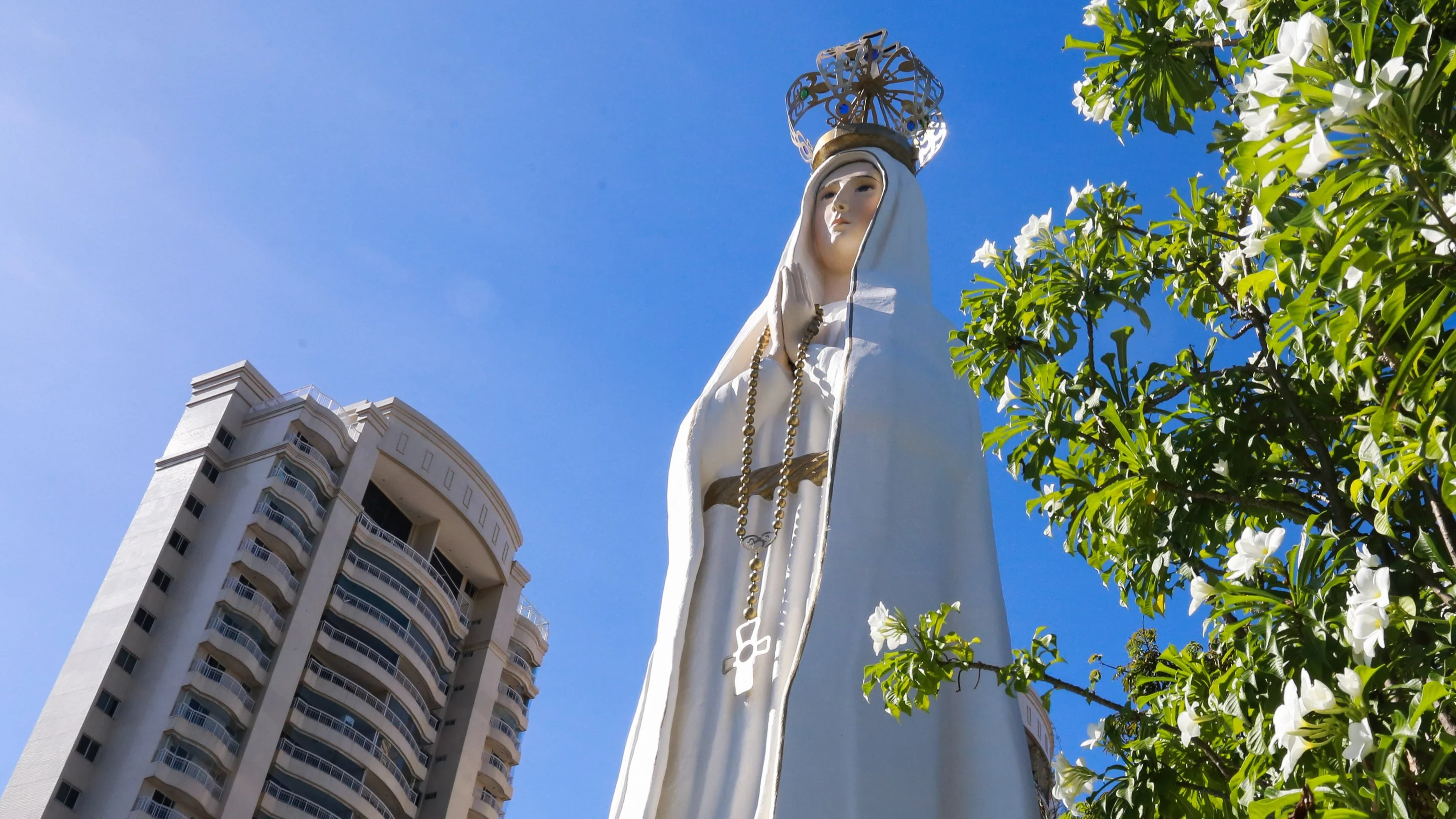 Fortaleza terá bloqueios e desvios de trânsito durante procissão de Nossa Senhora de Fátima nesta terça